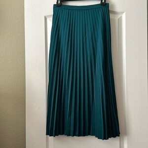 Gorgeous JCREW teal green pleated skirt NWOT